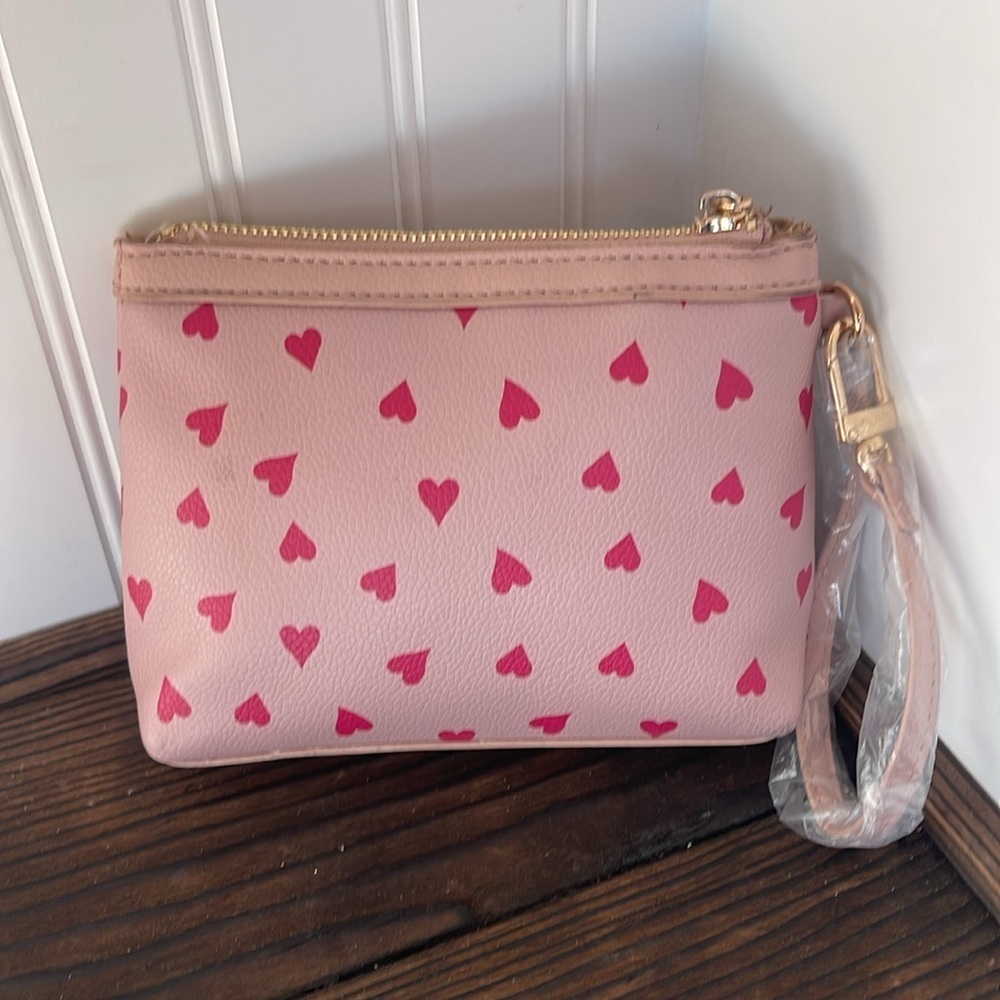 NWT Anne Klein Pink Heart Pattern Wristlet - Picture 3 of 6